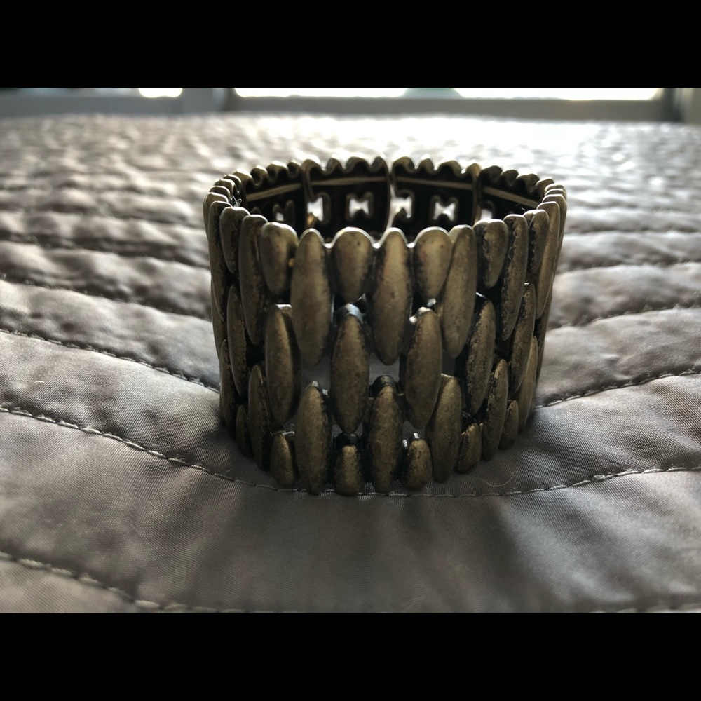 Statement bracelet - Picture 2 of 2